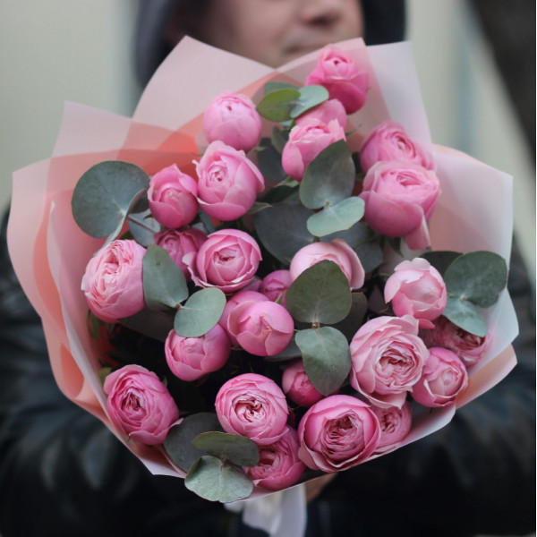 5 пионовидных кустовых роз Си...
